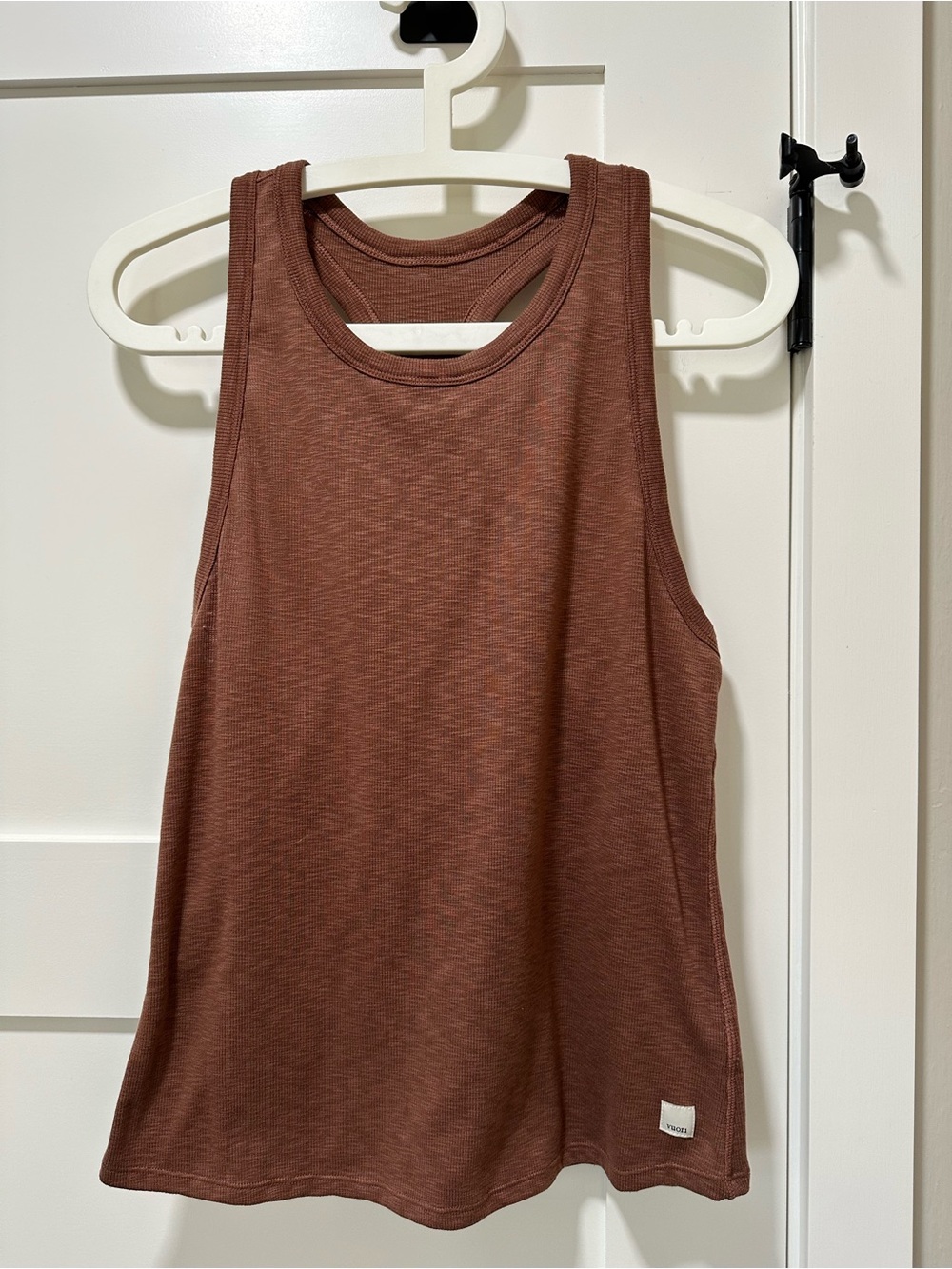 Vuori Sunrise High Neck Tank
Brown Large